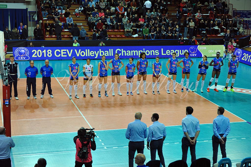 Igor NO-Fenerbahce SK Istanbul (04)